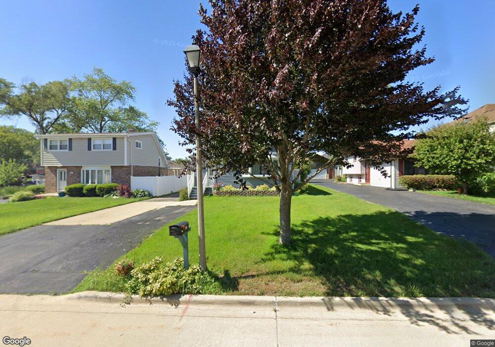 621 W Lorraine Ave, Elmhurst, IL 60126 - photo 1