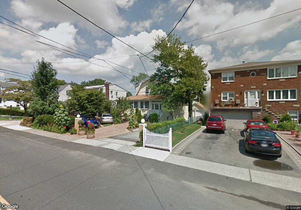 278 Mile Square Rd, Yonkers, NY 10701 - photo 1