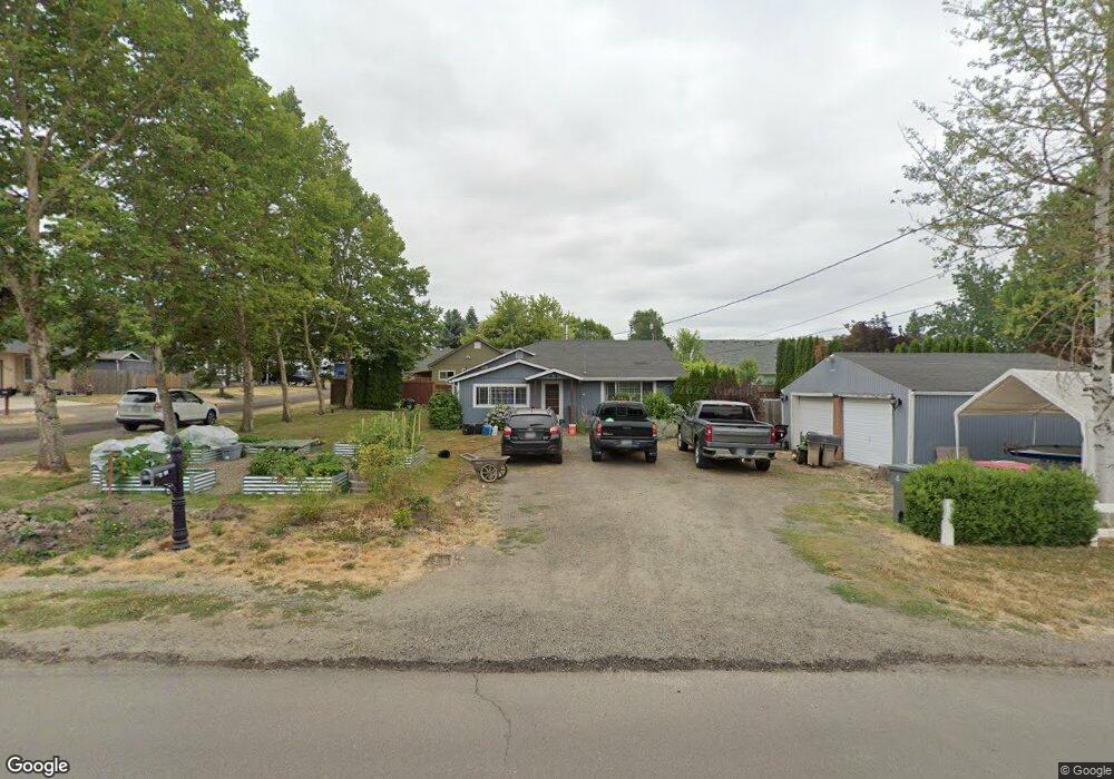 413 N 4th St, Carlton, OR 97111 - photo 1