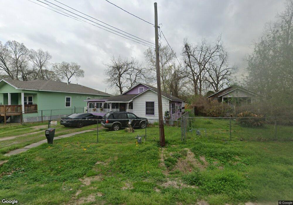 825 Green Meadow Ln, Houston, TX 77091 - photo 1