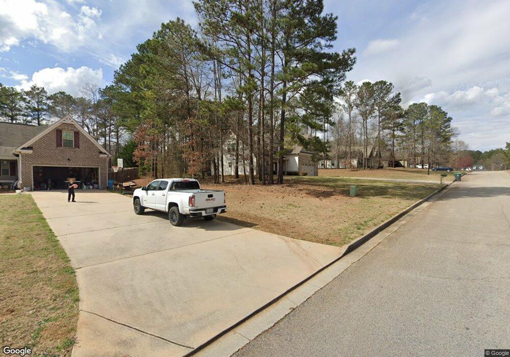 929 Besse Way unit 615, Locust Grove, GA 30248 - photo 1