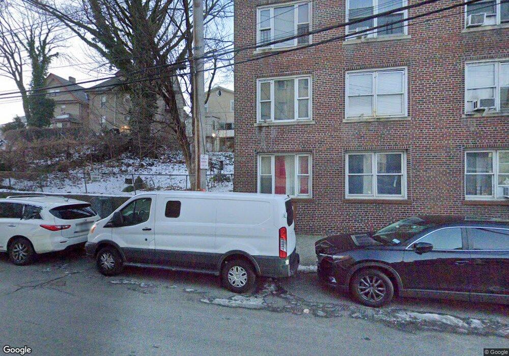 148 Radford St unit 5H, Yonkers, NY 10705 - photo 1