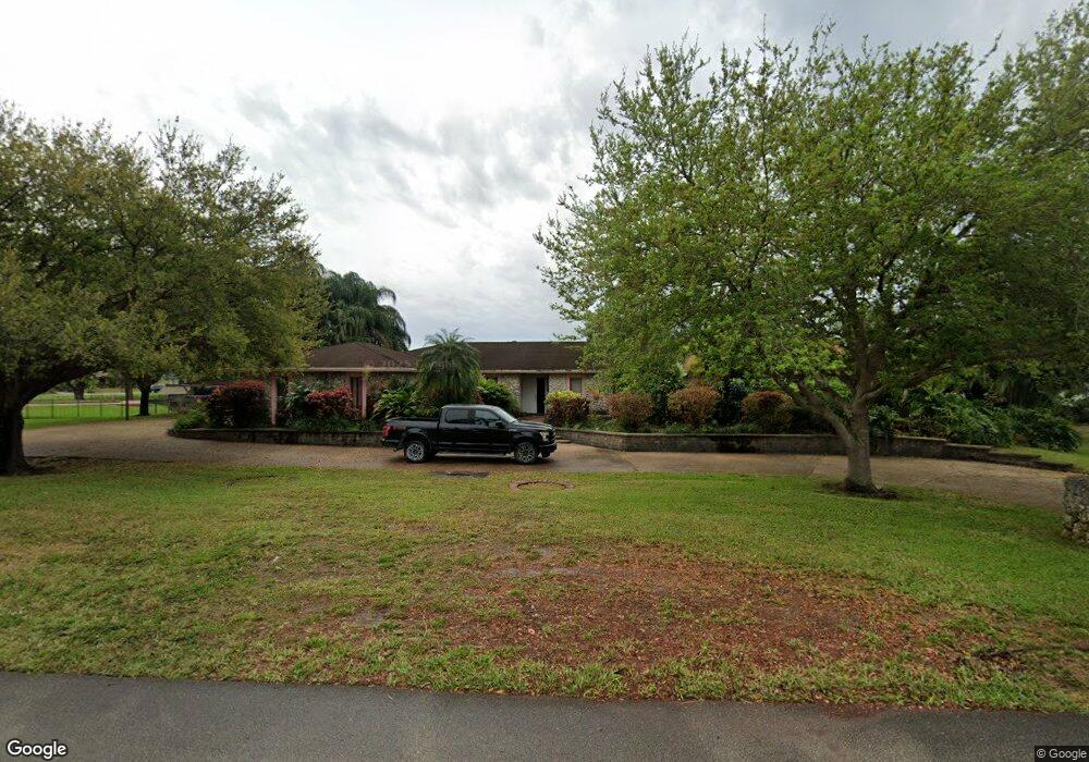 11600 SW 21st Ct, Davie, FL 33325 - photo 1