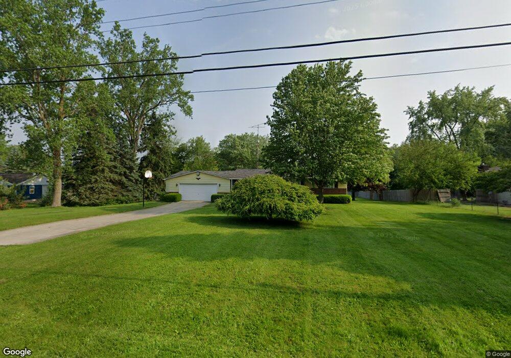 5339 Hubbard Dr, Flint, MI 48506 - photo 1