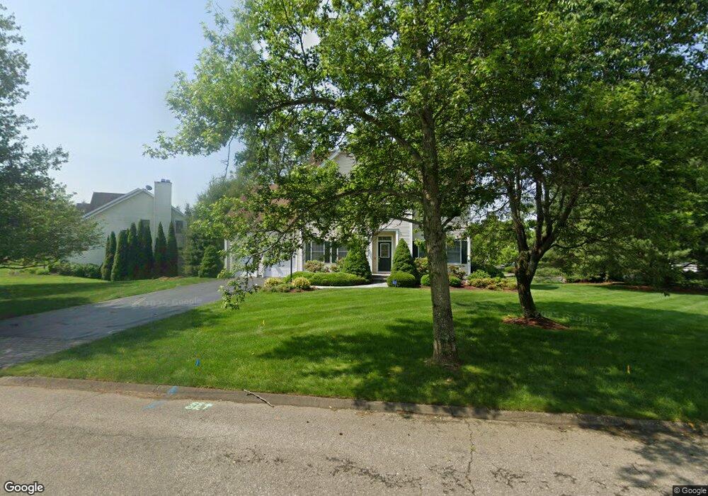 39 Saint Andrews Ln, Milford, CT 06461 - photo 1