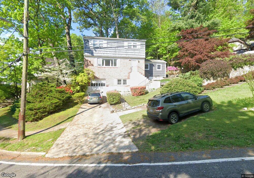 356 Mount Hope Blvd, Hastings On Hudson, NY 10706 - photo 1