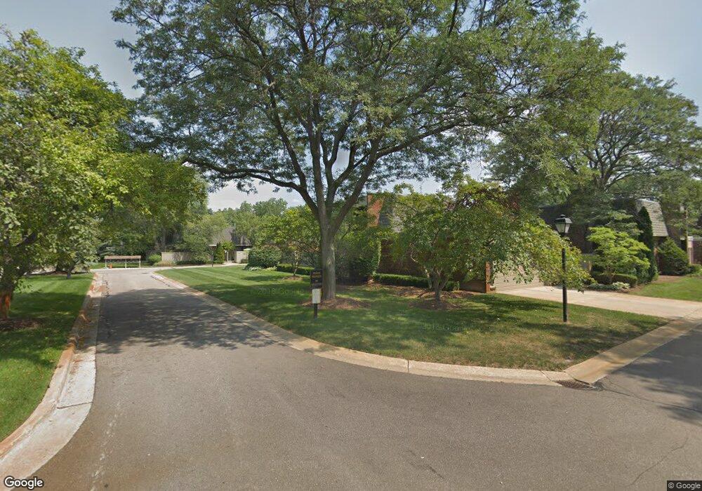 973 Stratford Ln unit 19, Bloomfield Hills, MI 48304 - photo 1