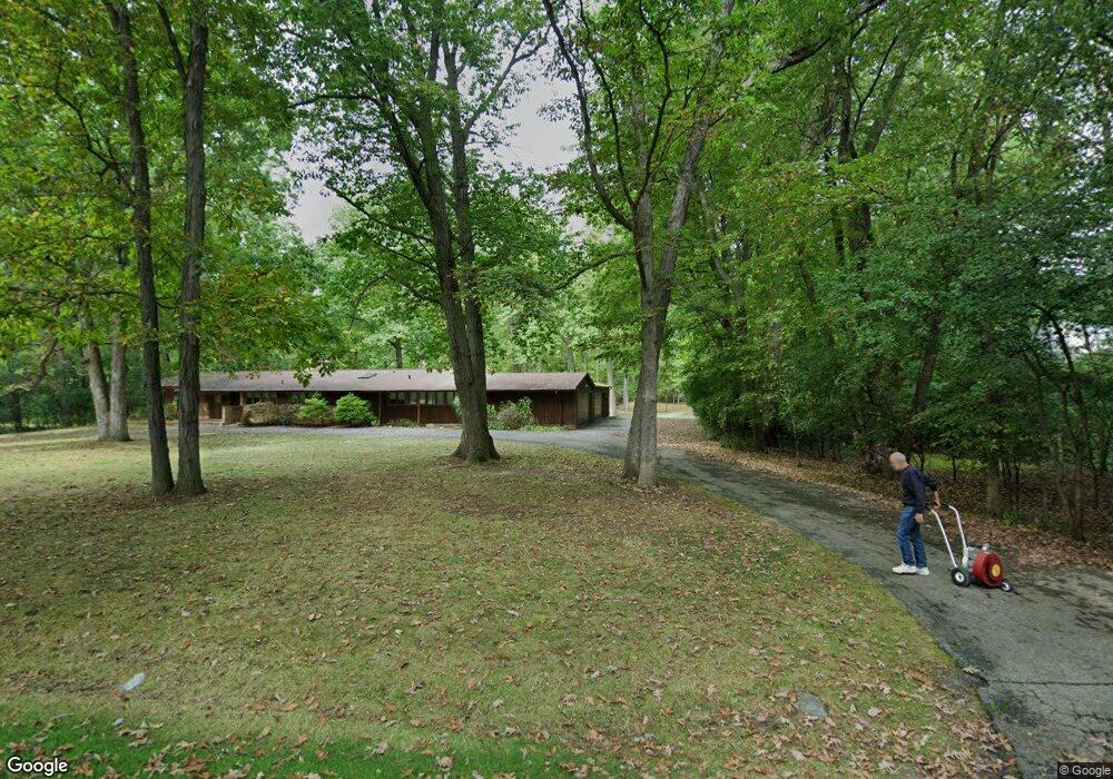 3660 Forest Hill Rd, Bloomfield Hills, MI 48302 - photo 1