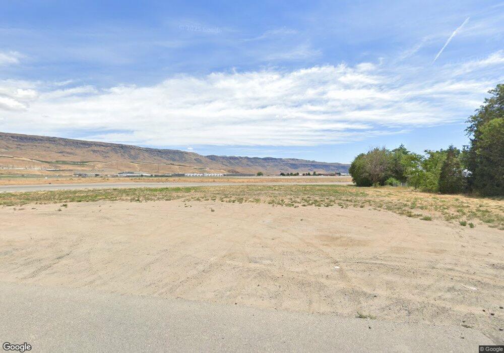 3200 Grant Rd, East Wenatchee, WA 98802 - photo 1