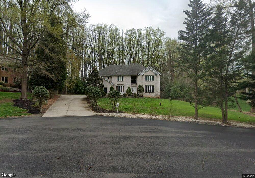 1105 Nielson Ct, McLean, VA 22102 - photo 1