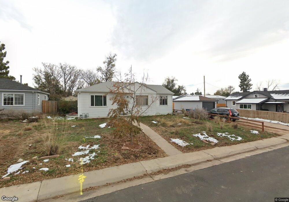 1718 Macon St, Aurora, CO 80010 - photo 1