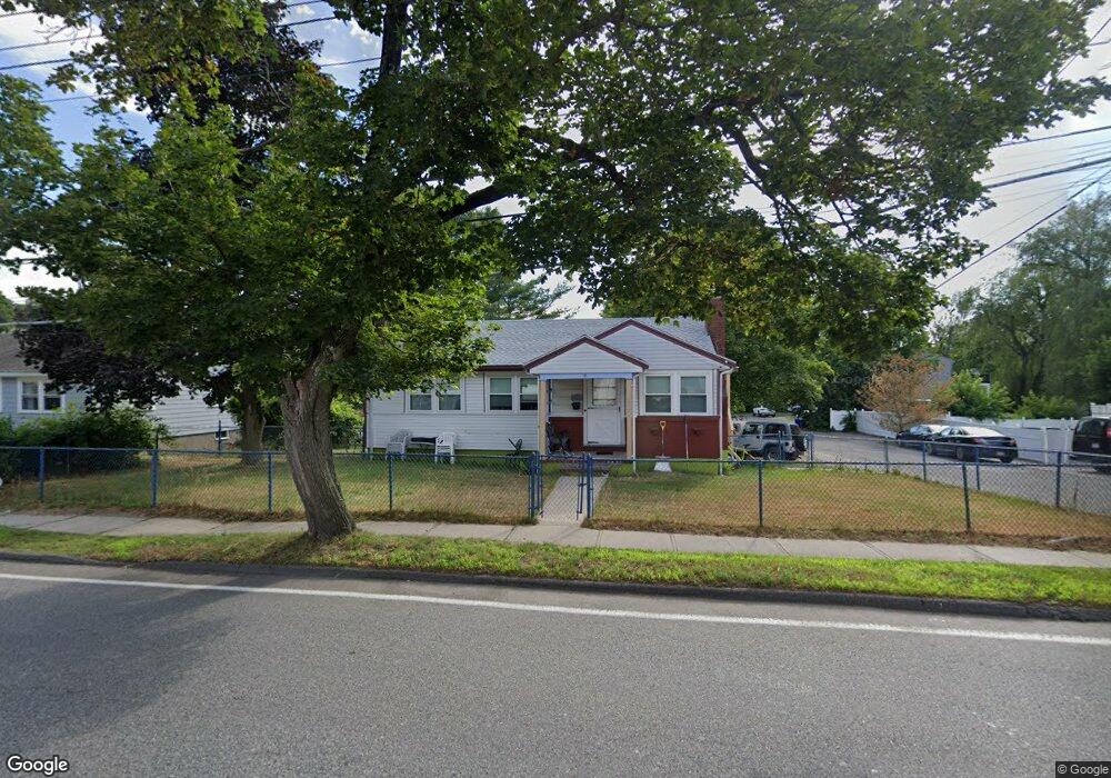 453 Central St, Saugus, MA 01906 - photo 1