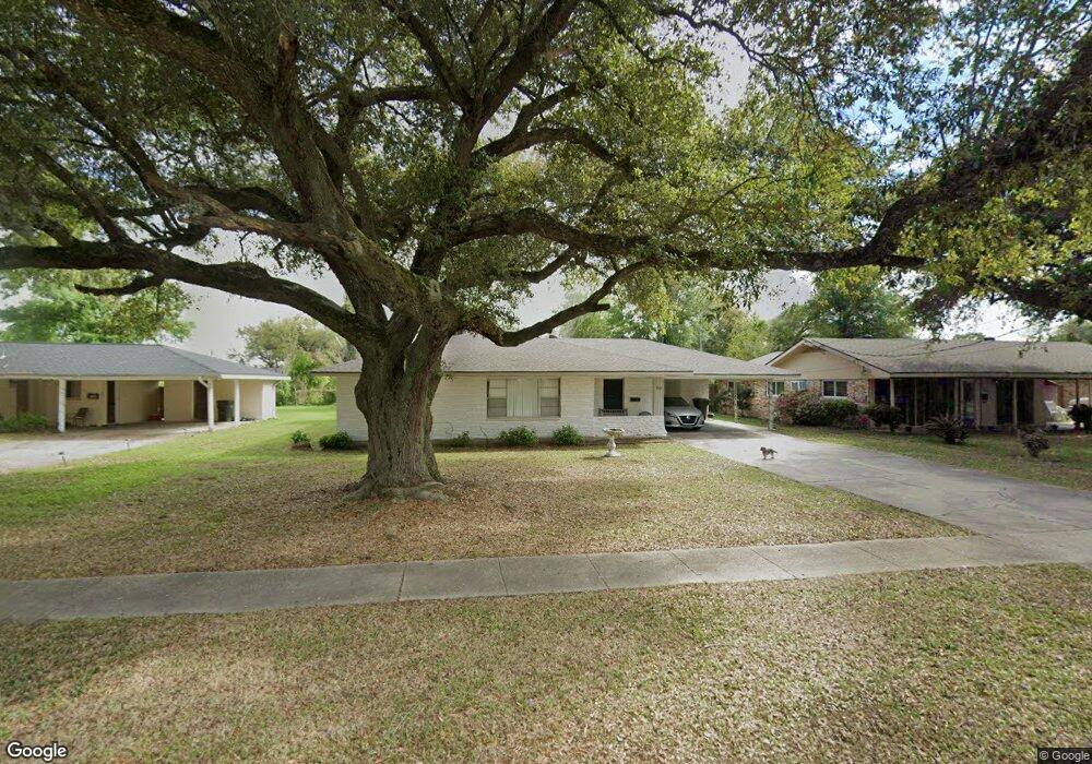 908 Cherryhill St, Lake Charles, LA 70607 - photo 1