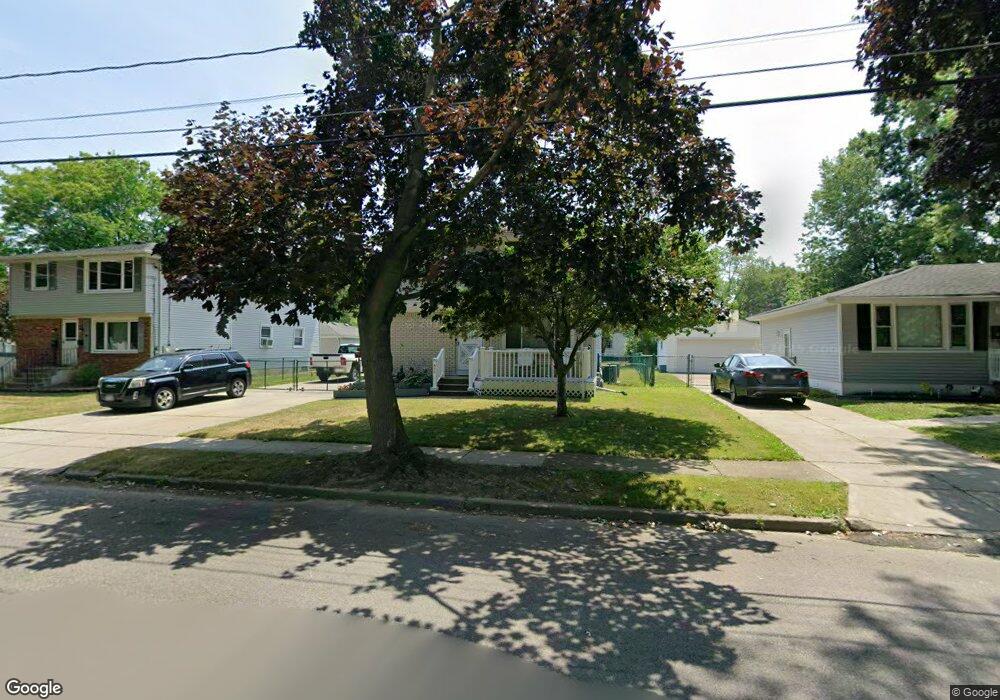 571 Euclid Ave, North Tonawanda, NY 14120 - photo 1