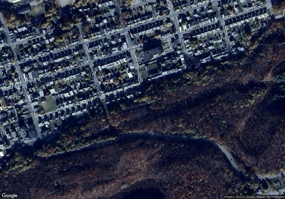 334 E Water St, Lansford, PA 18232 - photo 1