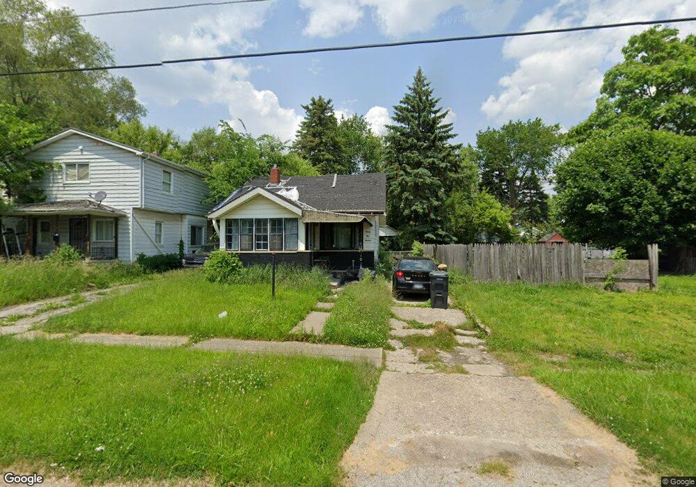 2514 Swayze St, Flint, MI 48503 - photo 1