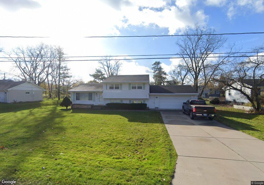 3617 Starlight Ln, Lansing, MI 48911 - photo 1