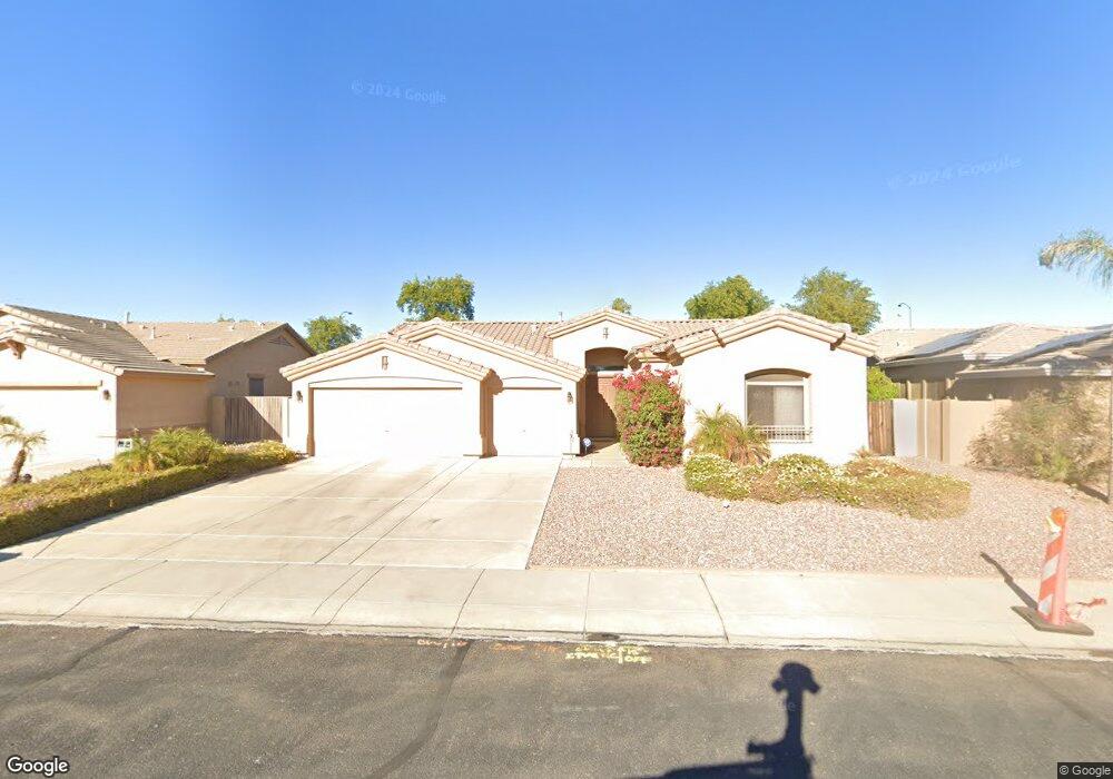 2153 S Valle Verde Cir, Mesa, AZ 85209 - photo 1