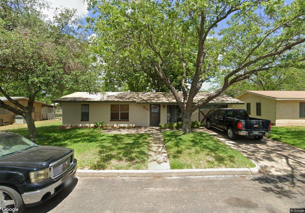 804 N Edison St, Fredericksburg, TX 78624 - photo 1