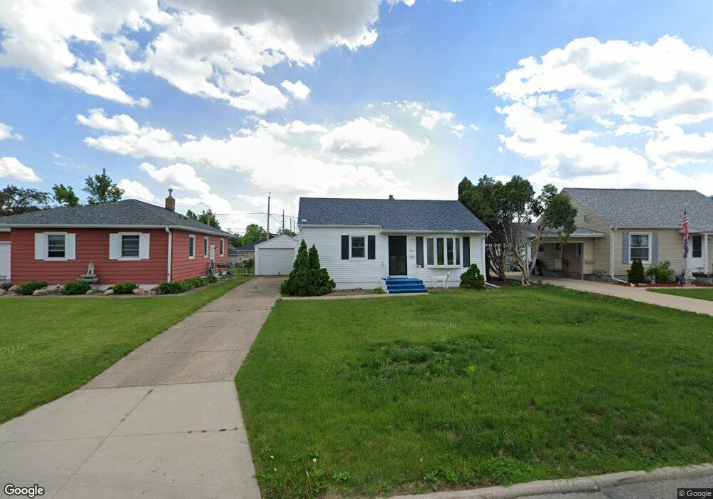 1811 8th Ave SW, Cedar Rapids, IA 52404 - photo 1