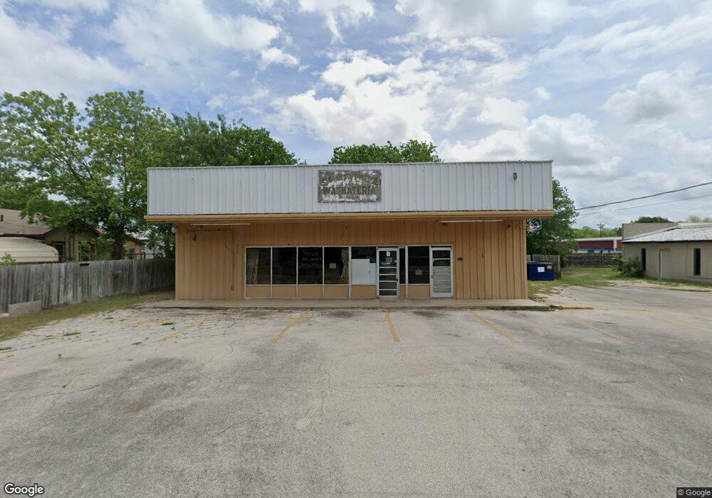 1315 N Milam St, Seguin, TX 78155 - photo 1