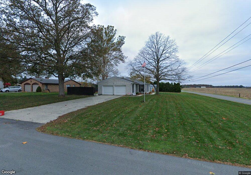 16497 Nottingham Dr, Wapakoneta, OH 45895 - photo 1