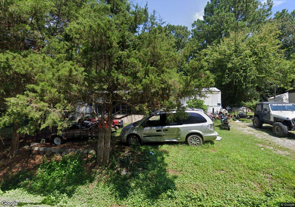 404 Hester Cir, Dalton, GA 30721 - photo 1