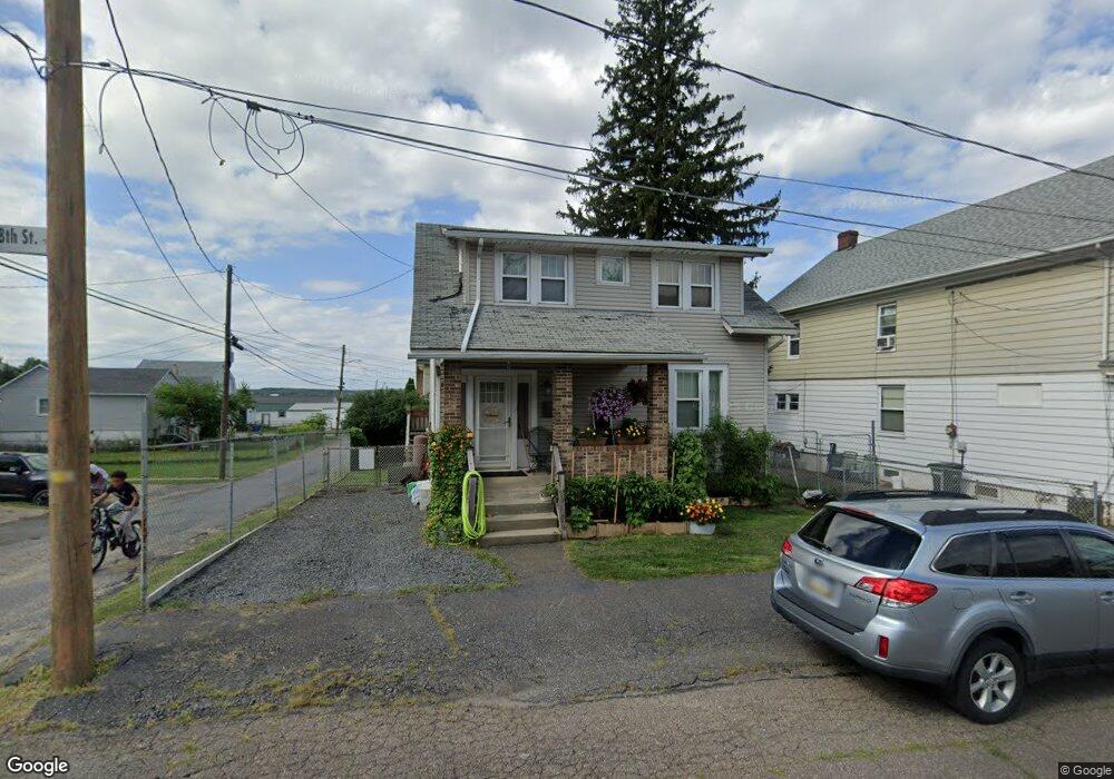 819 W 8th St, Hazleton, PA 18201 - photo 1