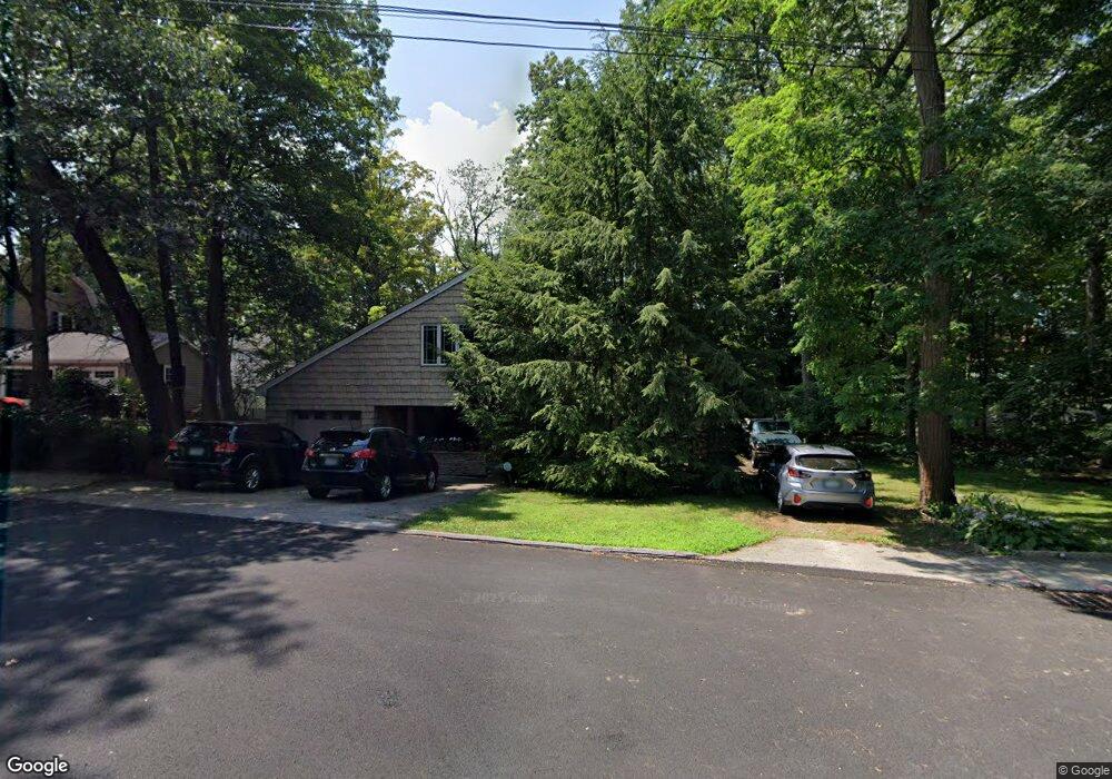 10 Chester St unit 206, Nashua, NH 03064 - photo 1