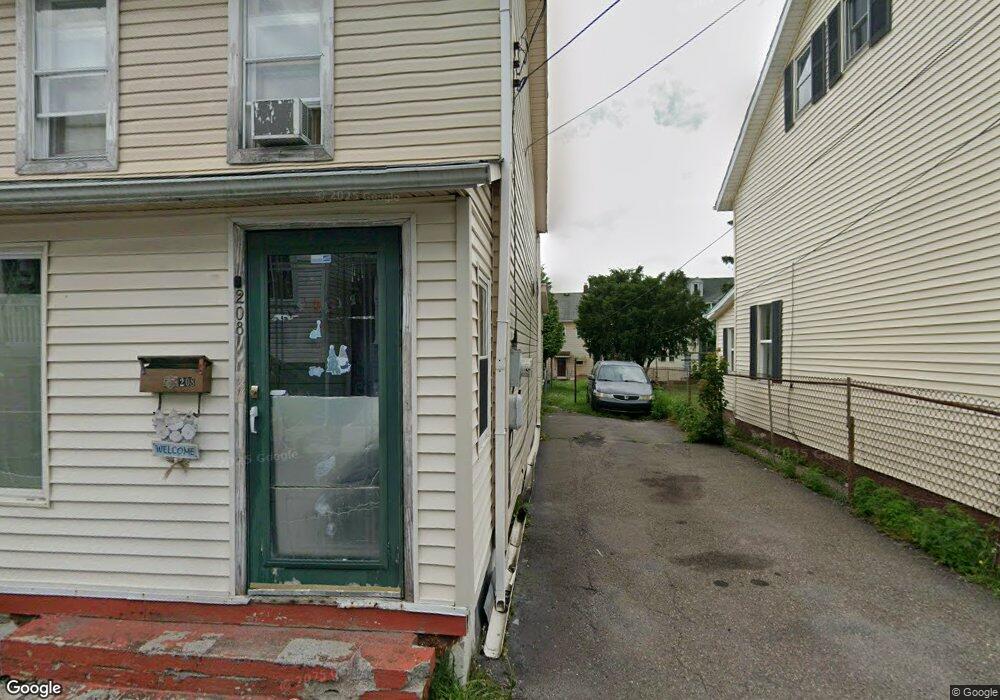 212-214 S Bennett Ct, Hazleton, PA 18201 - photo 1