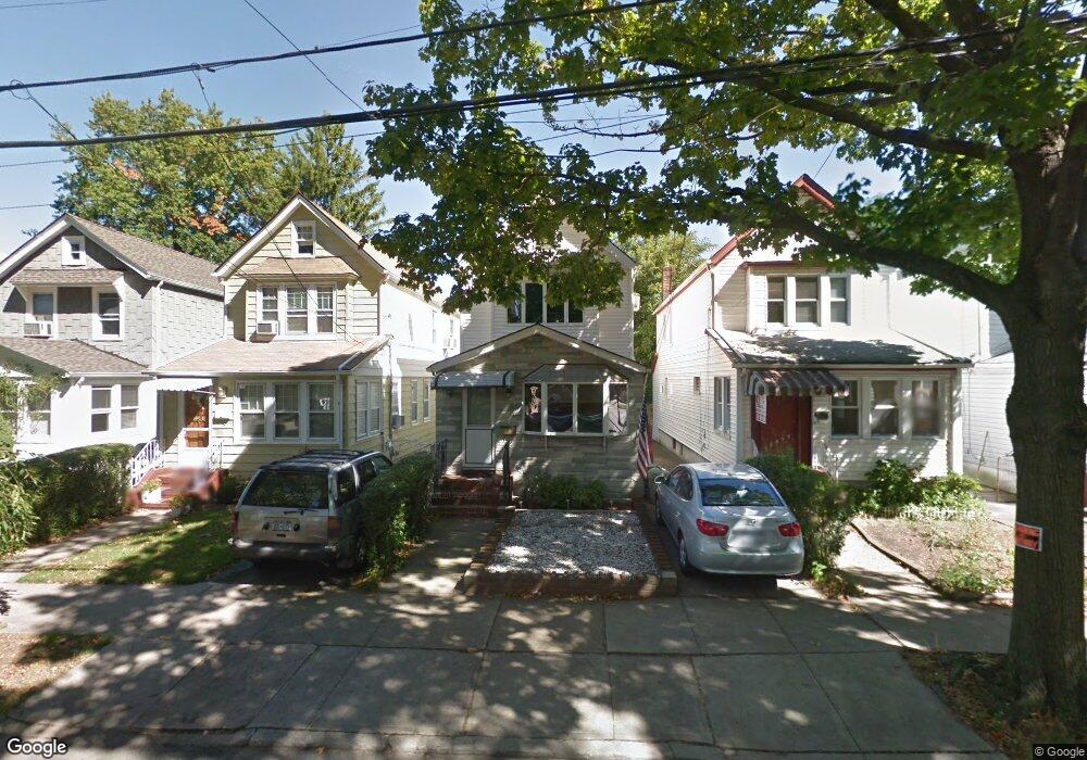 6937 Nansen St, Forest Hills, NY 11375 - photo 1