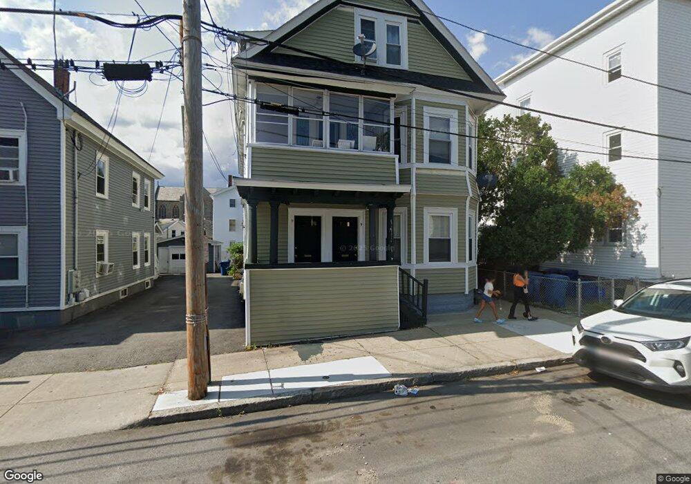 11 Inman St unit 3, Lawrence, MA 01843 - photo 1