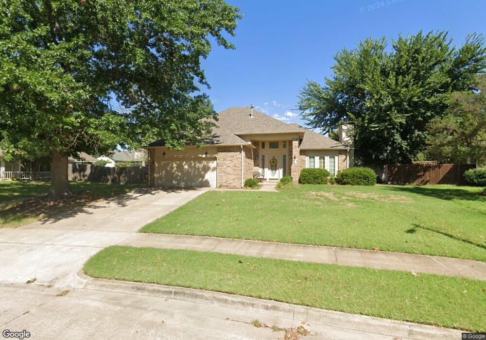 2308 W Twin Oaks St, Broken Arrow, OK 74011 - photo 1