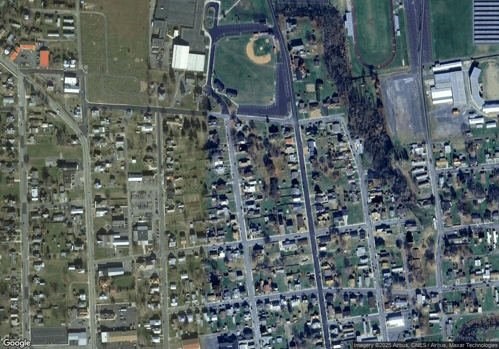 113 Pine St, Petersburg, WV 26847 - photo 1