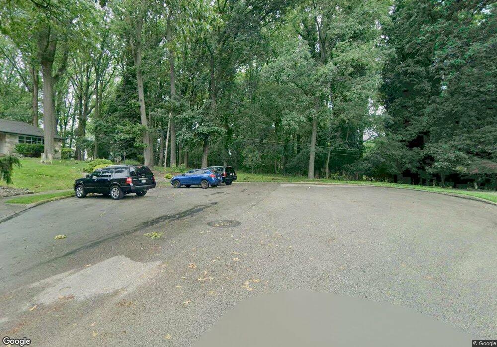 1800 Azalea Ln, Glenside, PA 19038 - photo 1