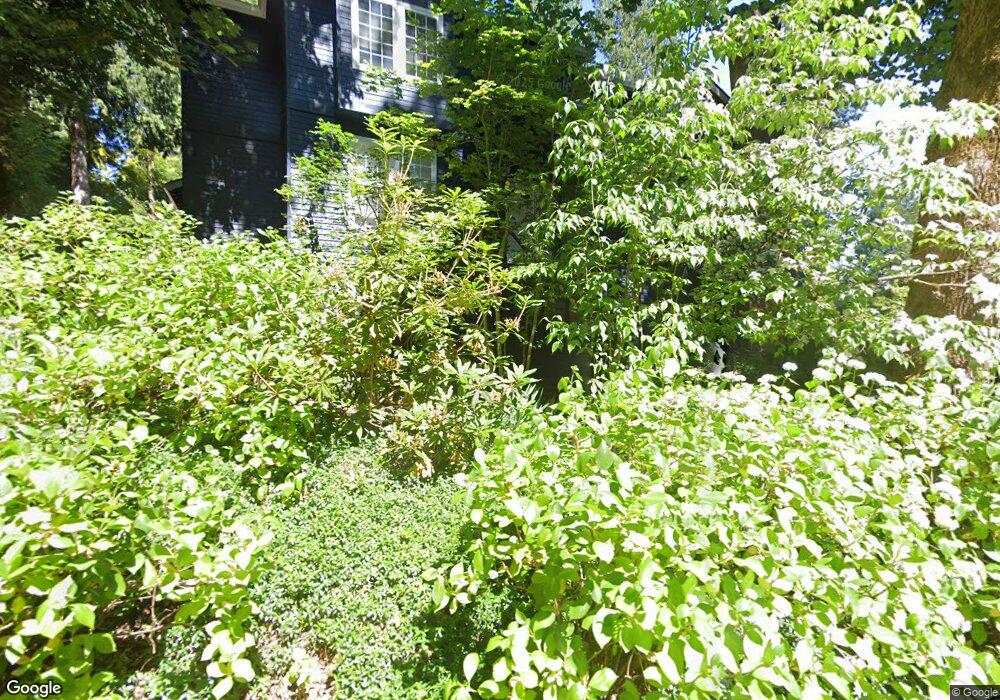 2352 Summit Dr, Lake Oswego, OR 97034 - photo 1