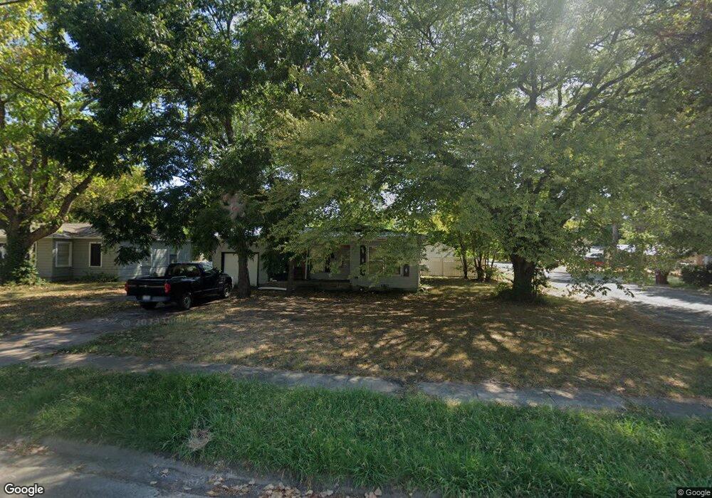 1200 Pecan St, Bonham, TX 75418 - photo 1