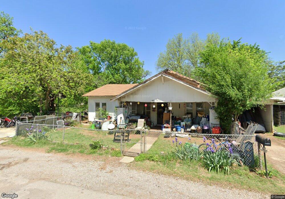 303 W Cedar Ave, Duncan, OK 73533 - photo 1