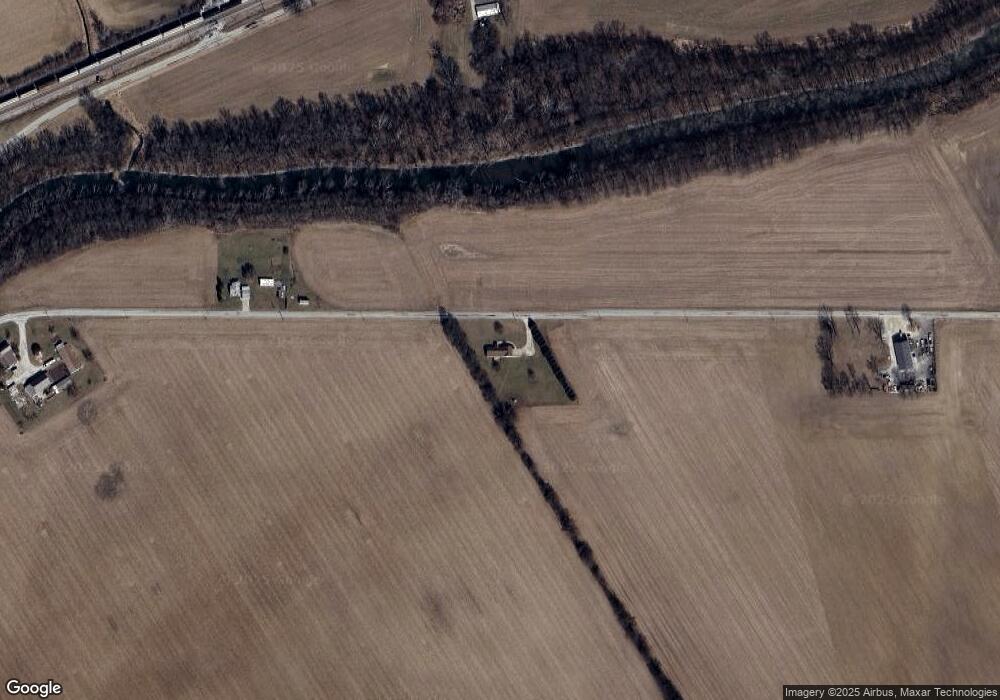 1167 E Riverside Rd, Huntington, IN 46750 - photo 1