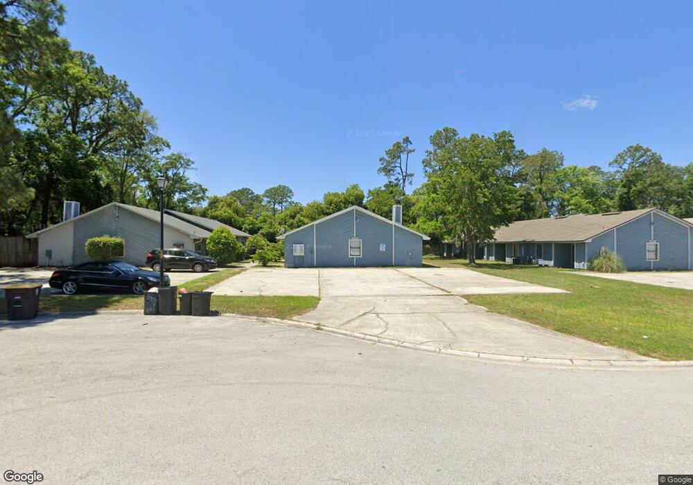 5138 Indian Lakes Ct unit 4, Jacksonville, FL 32210 - photo 1