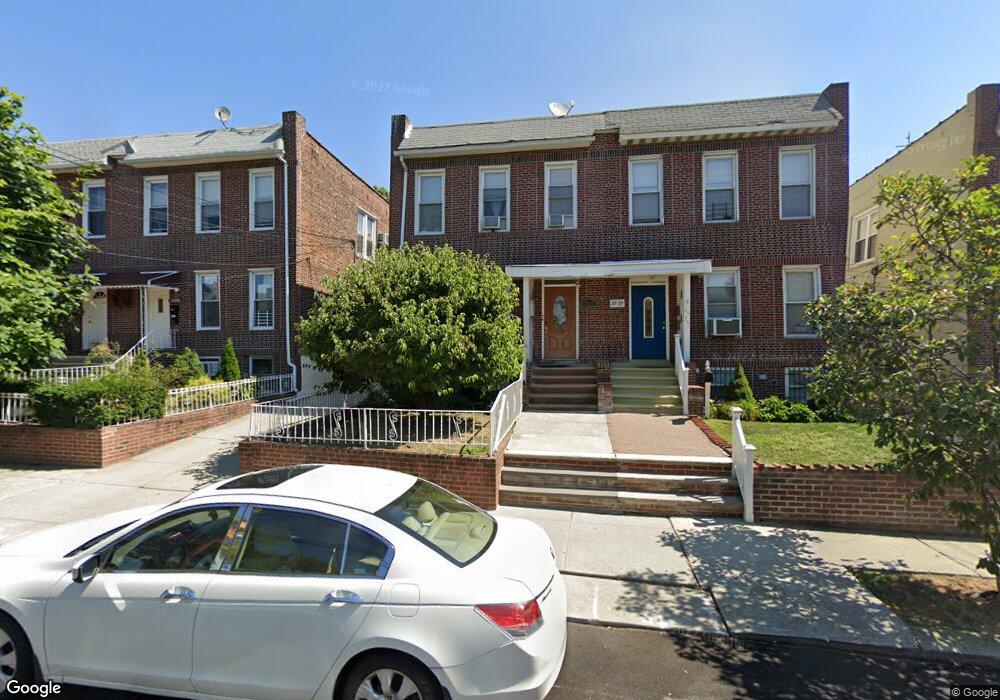 2937 Jordan St, Flushing, NY 11358 - photo 1