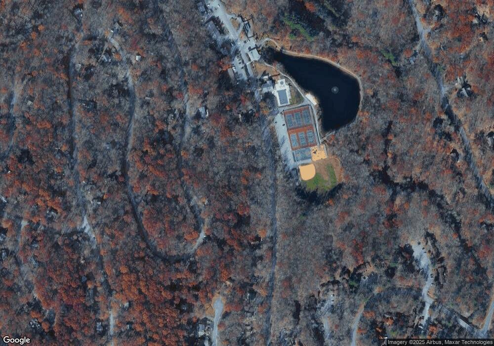 978 Saw Creek Estate, Bushkill, PA 18324 - photo 1