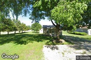 523 Singer St, Nokomis, IL 62075