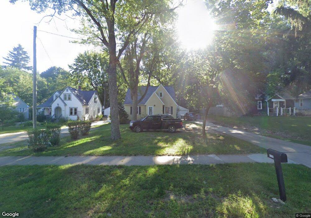1126 Ball Ave NE, Grand Rapids, MI 49505 - photo 1