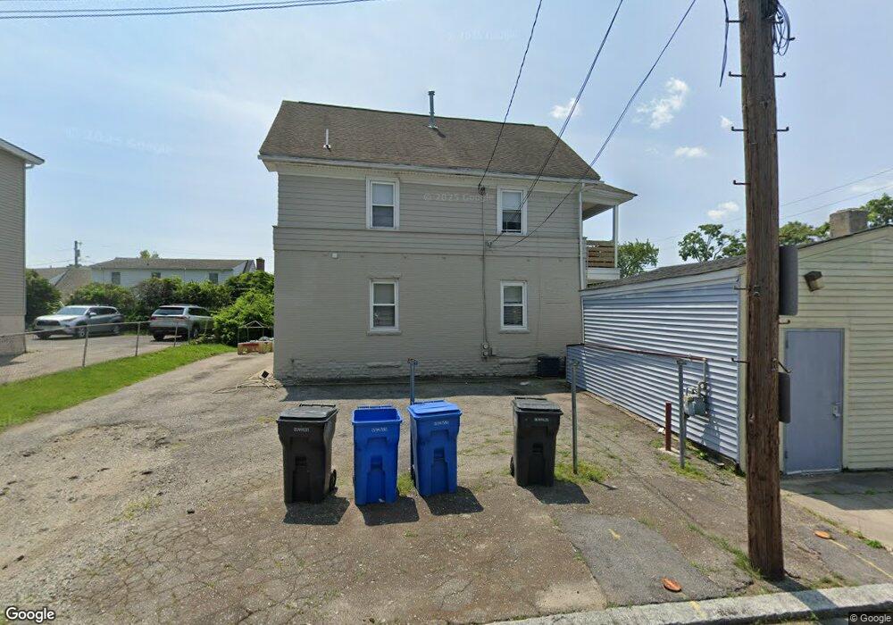 666 Dyer Ave, Cranston, RI 02920 - photo 1