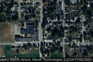 216 10th St, Aplington, IA 50604