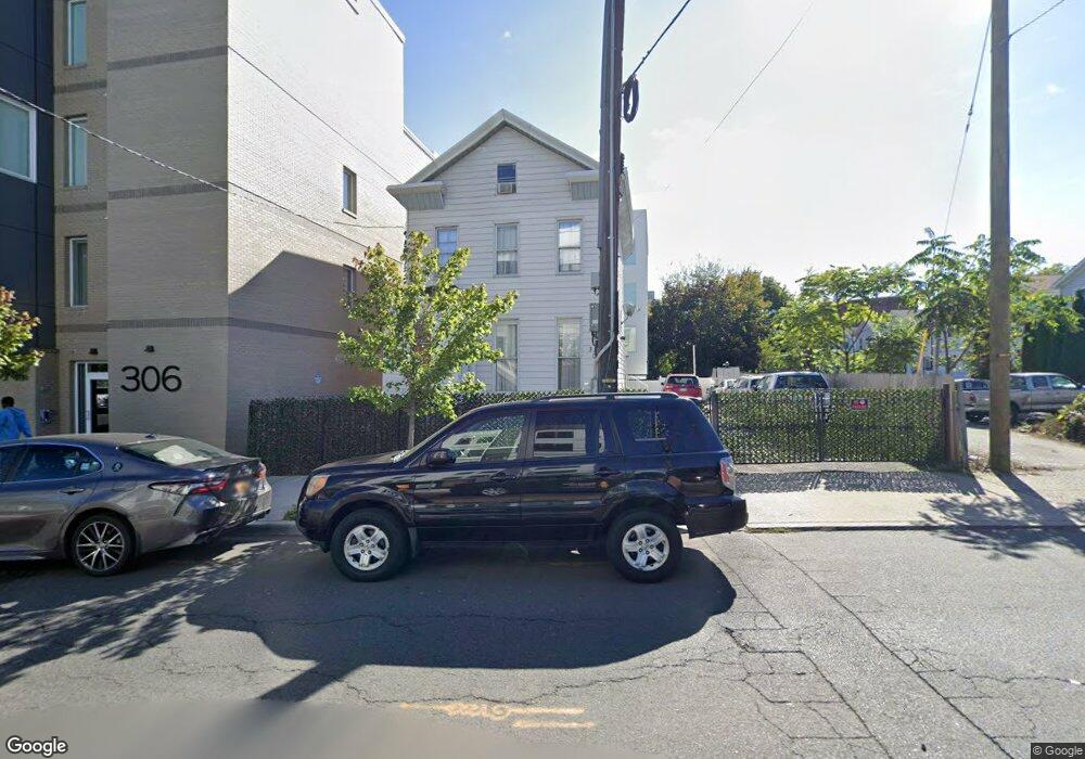 304 Bergen Ave, Jersey City, NJ 07305 - photo 1