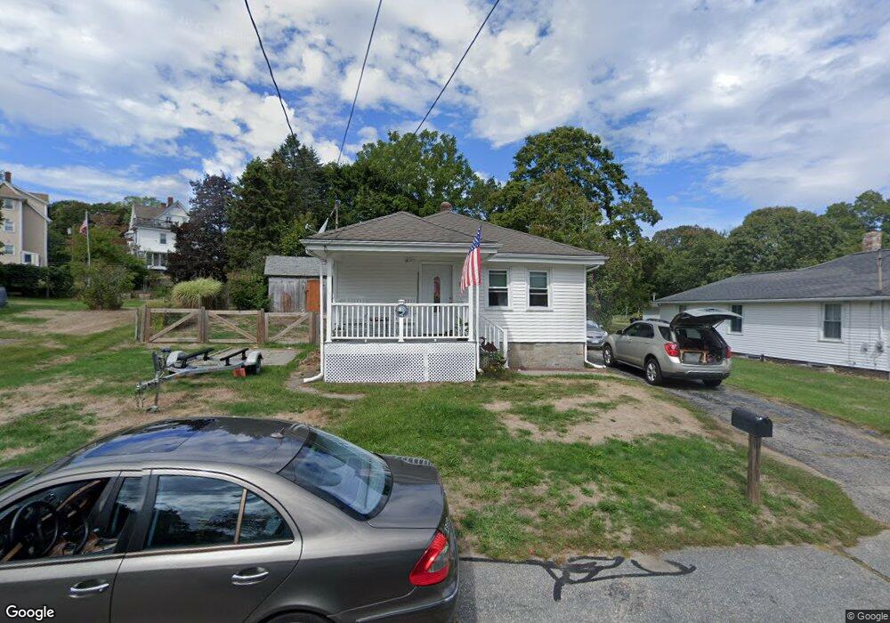 16 Walnut St, Pawcatuck, CT 06379 - photo 1