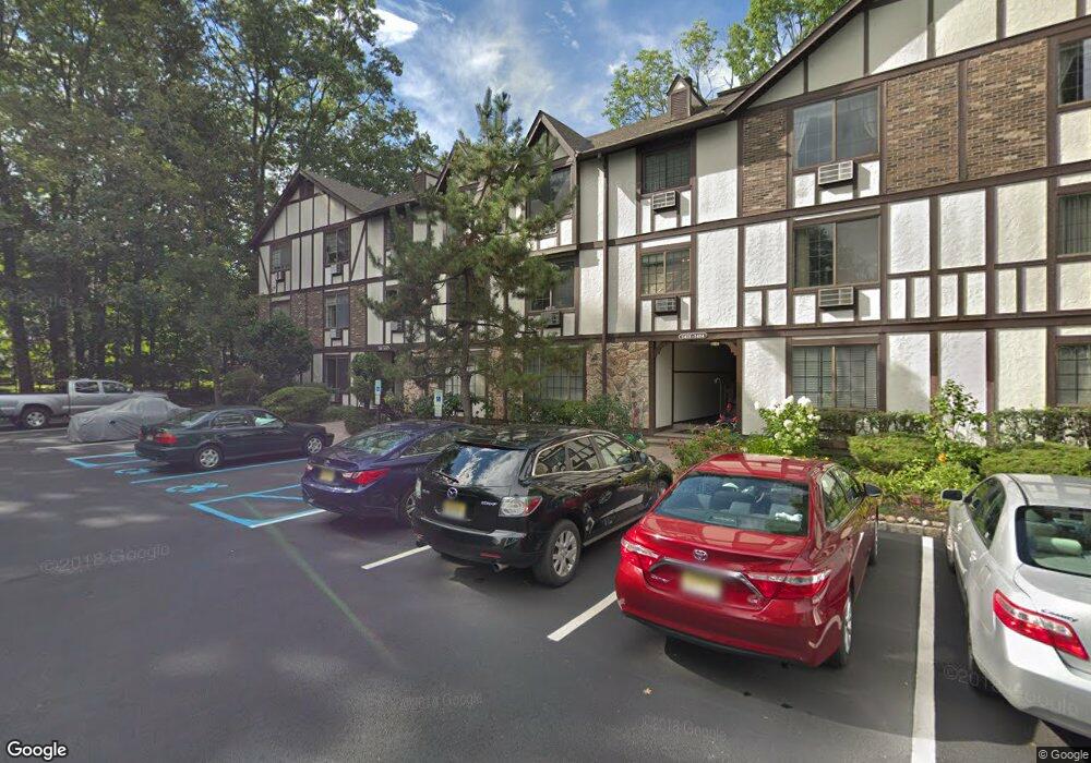 1411 Faulkner Ct, Mahwah, NJ 07430 - photo 1