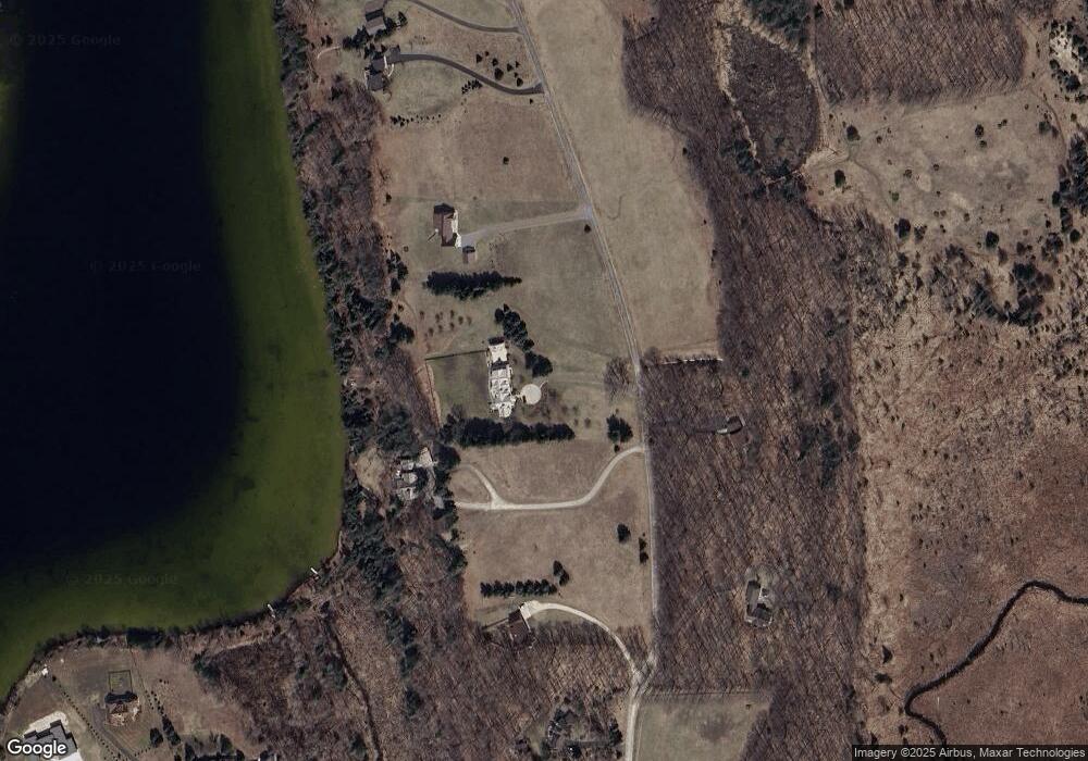 8111 Mulberry Ln, Charlevoix, MI 49720 - photo 1